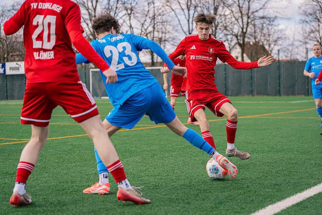 Fußball I Herren I Saison 2025-2026 I Landesliga Weser-Ems I 20. Spieltag I BW Lohne II - TV Dinklage I 15.03.20260005 | jns.sportfotos - Realisiert mit Pictrs.com
