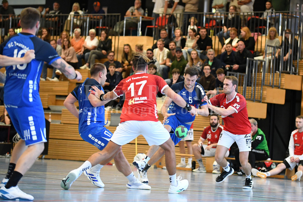 HC Deggendorf : TSV Taufkirchen/Vils | Michael Buchner  (HC Deggendorf  #5) - Realisiert mit Pictrs.com