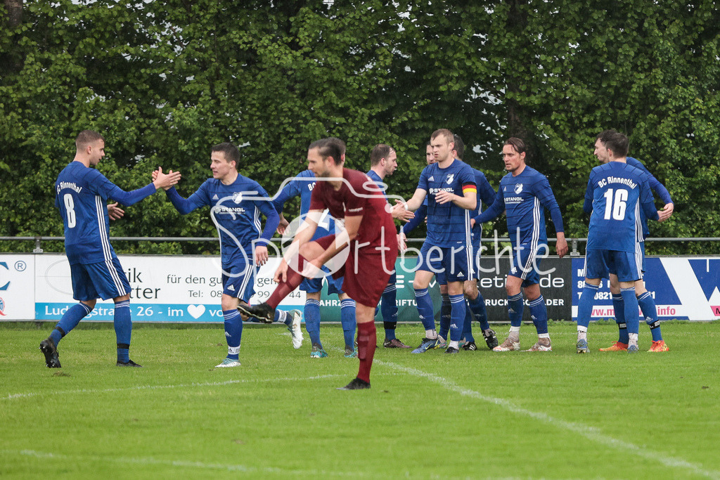 BC Aichach - FC Rennertshofen | Jubel nach 1-0 durch BCR #11
