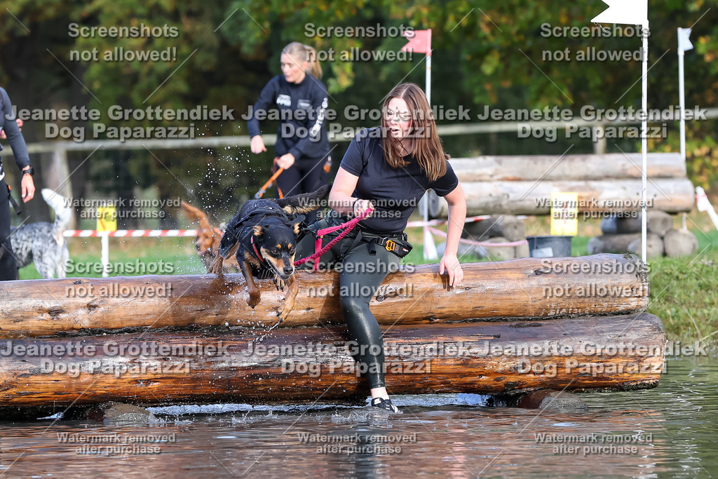 Dog Paparazzi - Strongdog 10-25-8245 | Dog Paparazzi Jeanette Grottendiek Fotografie & Videografie