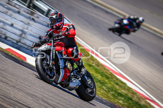 0956-260526NBR-024_956 | Deine Full-Service-Agentur für ✔️Videoproduktionen und ✔️Motorsportfotografie Jetzt Angebot anfragen!