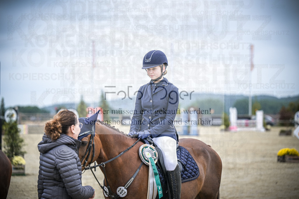 DOS_0086 | Entdecke hochwertige Reitturnierfotos von Foto Oger. Professionell, emotional und authentisch – jetzt Lieblingsmomente im Shop bestellen.Deutschlandweite Turnierfotografie. - Realisiert mit Pictrs.com
