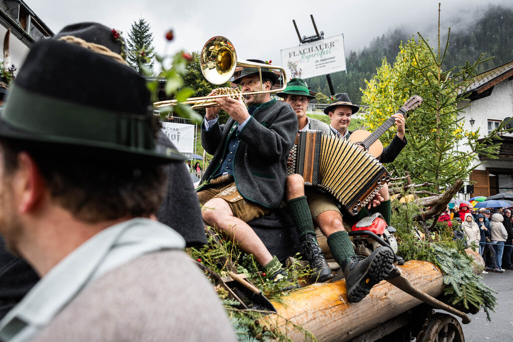 Rupertifest_Flachau_2k25_Webauflösung-236 | Bildershop Chri Fischbacher - Realisiert mit Pictrs.com