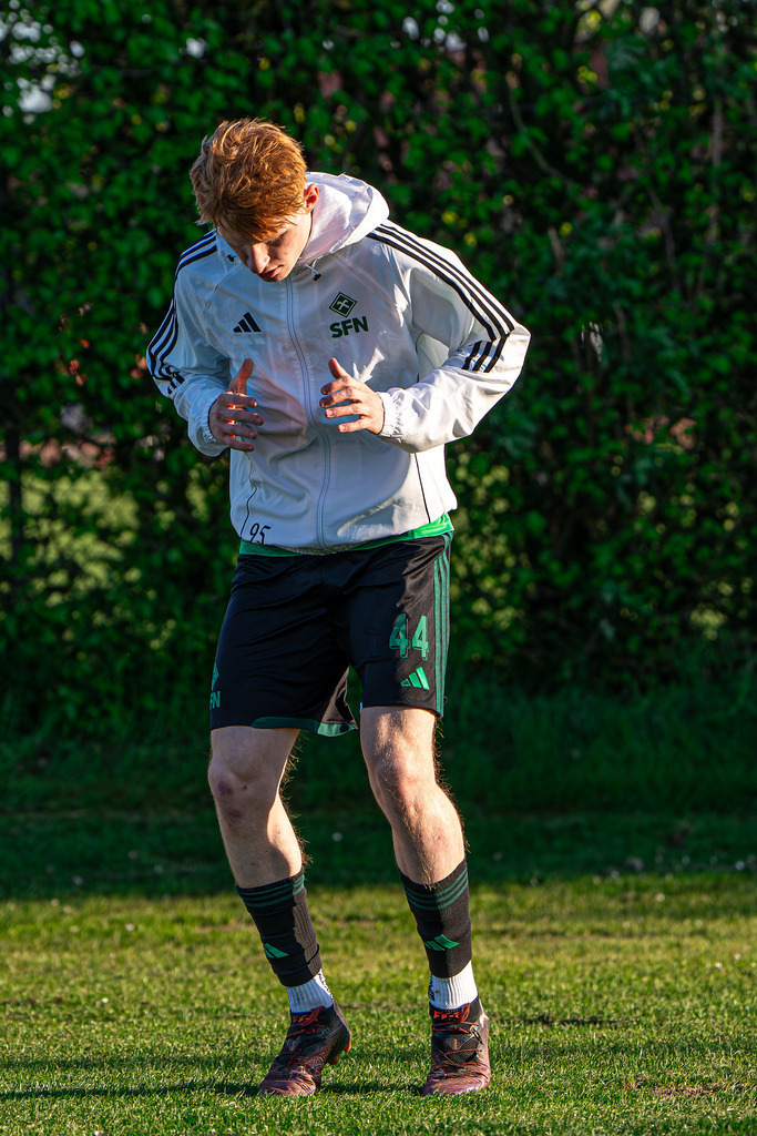 Fußball I A-Junioren I Saison 2025-2026 I VFL Oythe - SFN Vechta I 07364 | jns.sportfotos - Realisiert mit Pictrs.com
