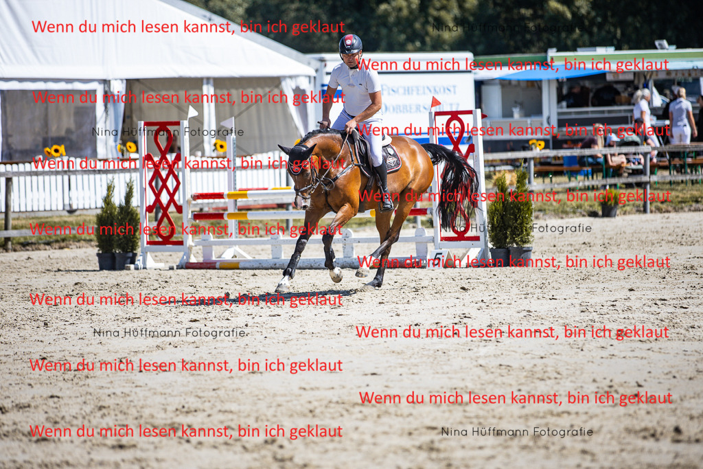 BK1A5295 | Turnierbilder Turnierfotos Nina Hüffmann Turnierfotografie Pferdefotografie Tierzeichnung Haustierzeichnung Pferdezeichnung Hundezeichnung Videograf  - Realisiert mit Pictrs.com
