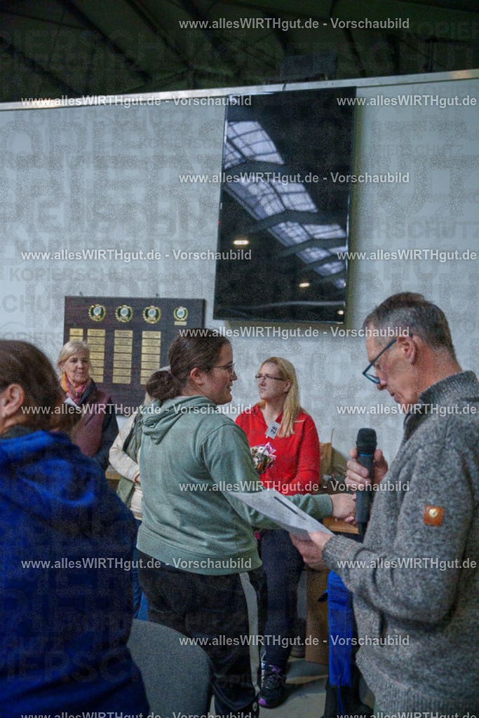 7R506555 | Professionelle Tierfotografie in Mönchengladbach von Daniel Wirth (allesWIRTHgut). Liebevolle & natürliche Bilder von Hunden & Katzen für unvergessliche Erinnerungen.