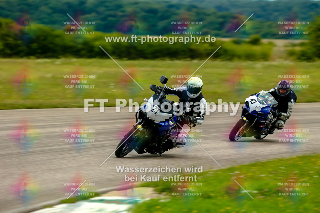 Chambley Juli-3244 | Hier findet Ihr Bilder von Touristenfahrten auf der Nürburgring Nordschleife oder von anderen Veranstaltungen die ich besucht habe. Viel Spass beim Durch Schauen 