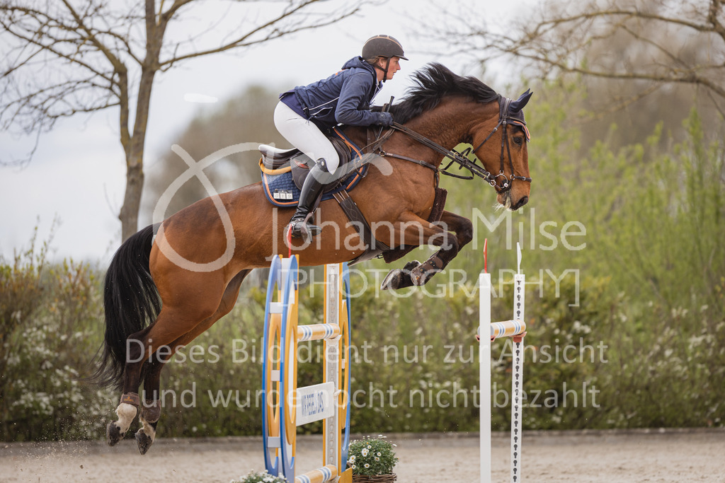 230427_HofSosath_2Ph-M2St-174 | Deine schönsten Turniermomente als professionelle Fotos! Entdecke hochwertige Pferdesport-Fotografie im Online-Shop. Jetzt Fotos finden & bestellen!