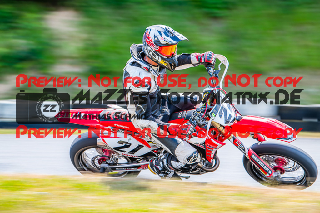 MaZZes_FotoMatrix_220528_4926 | Fotograf Mathias Schmid
Sportfotograf,
Eventfotograf,
Hochzeitsfotograf,
Portraitfotograf