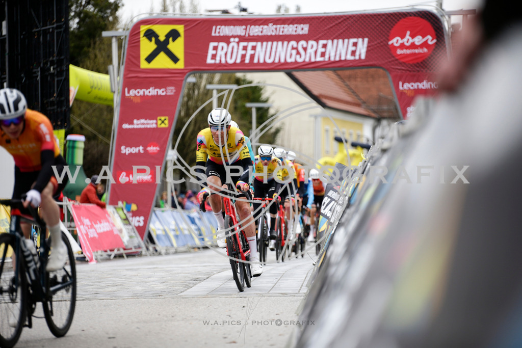 ..... | AUSTRIA, Leonding, 30.03.25, Leonding Saisoneröffnungsrennen CYCLING LEAGUE AUSTRIA, Image Shows: , Foto: Wapics/WILLDONER A.