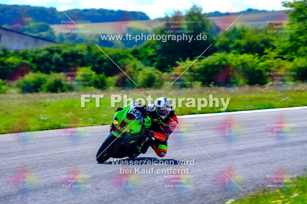 _OUR5622 | Hier findet Ihr Bilder von Touristenfahrten auf der Nürburgring Nordschleife oder von anderen Veranstaltungen die ich besucht habe. Viel Spass beim Durch Schauen 