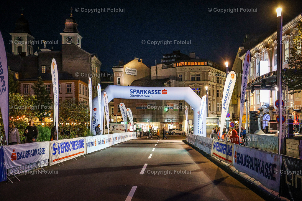 A-BINDER_20220922_0027 | LINZ,  AUSTRIA,22.Sept. 2022 - Night Run, Image shows Night Run.
Photo: Sportmediapics.com/ Manfred Binder