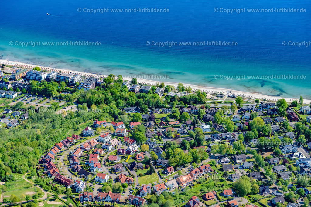 Scharbeutz_ELS_4110150522 | SCHARBEUTZ 15.05.2022 Ortsansicht an der Meeres-Küste der Ostsee in Scharbeutz im Bundesland Schleswig-Holstein. // Townscape on the seacoast of Baltic Sea in Scharbeutz in the state Schleswig-Holstein. Foto: Martin Elsen