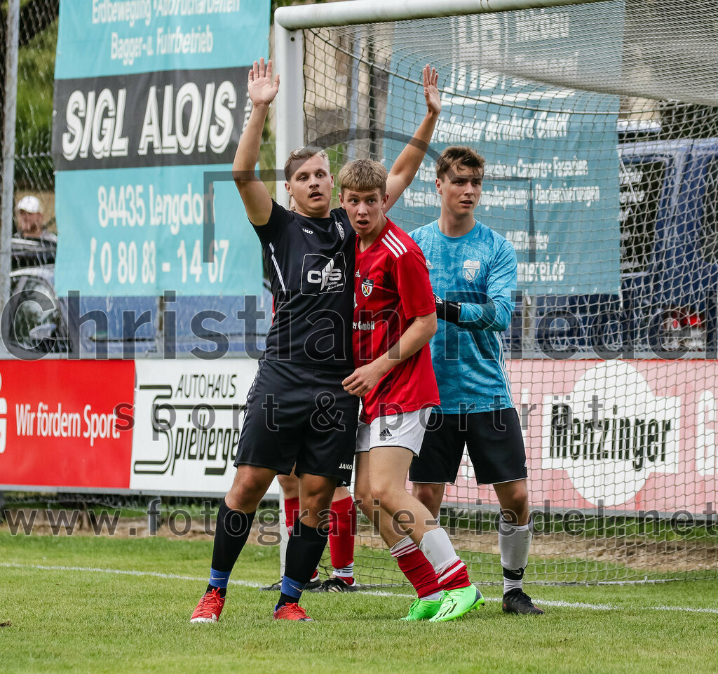2023-07-30_022_FC_Lengdorf_II_gegen_SG_Anzing_Parsdorf | Lengdorf, Deutschland, 30.07.2023:
Fußball, Kreisliga 2023 / 2024, 1. Spieltag, FC Lengdorf gegen SpVgg Altenerding, Endergebnis: 0:1

Foto: Christian Riedel / fotografie-riedel.net