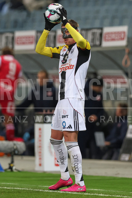Austrian Bundesliga: Grazer AK 1902 vs LASK | GRAZ, AUSTRIA, 13.DEC.25 - SOCCER - ADMIRAL Bundesliga, Grazer AK 1902 vs LASK. The image shows Kasper Jorgensen (Lask).