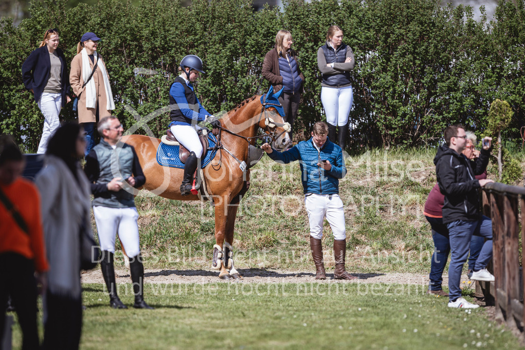 250419_Frühlingsfest_Stil-A2-2-635 | Deine schönsten Turniermomente als professionelle Fotos! Entdecke hochwertige Pferdesport-Fotografie im Online-Shop. Jetzt Fotos finden & bestellen!