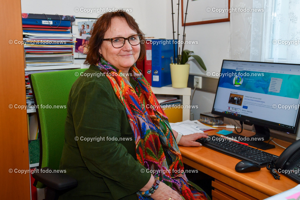 Körnerschule Linz_ 02.03.2023-4 | 02.03.2023, Linz, AUT, Koernerschule im Bild Wilbirg Binder (Leitung Koernerschule Linz, Direktorin)