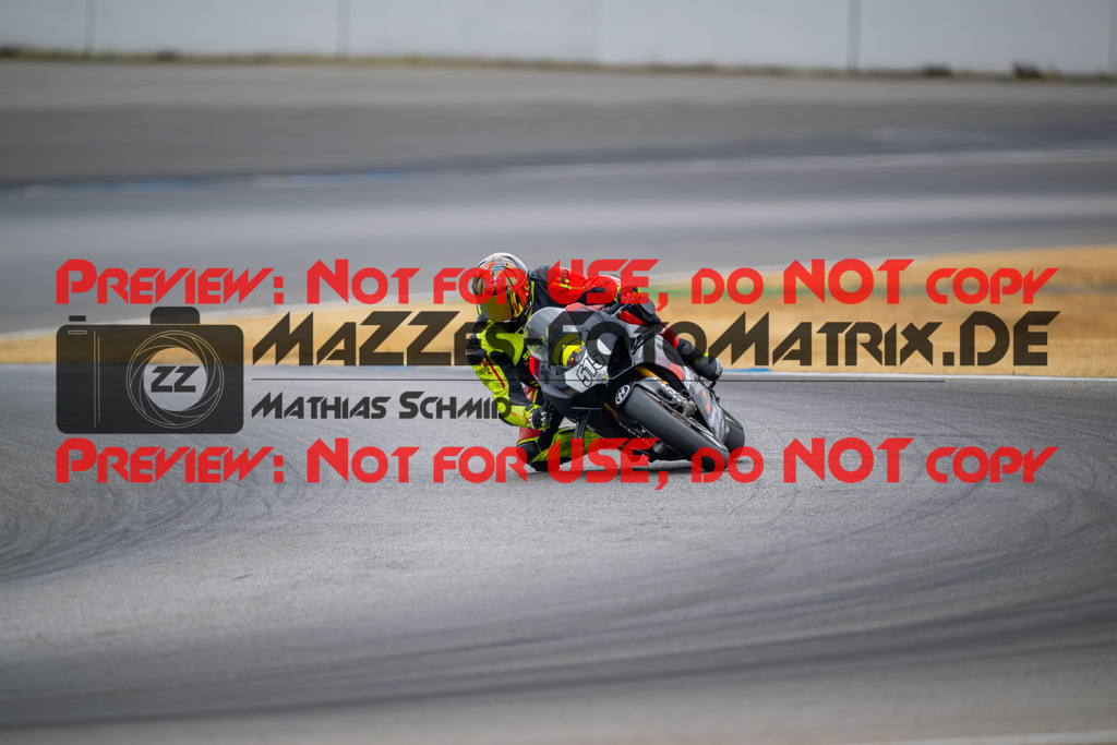 MaZZes-Fotomatrix-20260809-579077 | R1