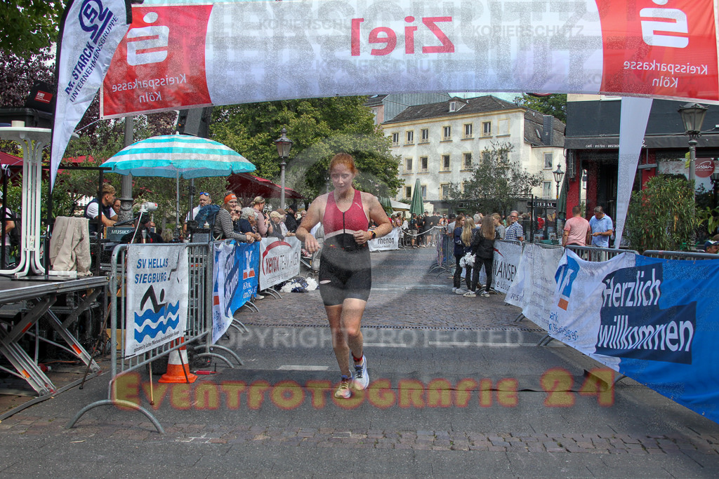 250824_1440_EV4_2066 | Sportfotografie im Rhein-Sieg Kreis, Köln, Bonn, NRW, Rheinland Pfalz, Hessen, etc. Unser Tätigkeitsfeld umfasst den Laufsport vom Volkslauf über den Marathon, Duathlon, Triathon bis zum Ultralauf wie Kölnpfad Ultra oder Schindertrail.