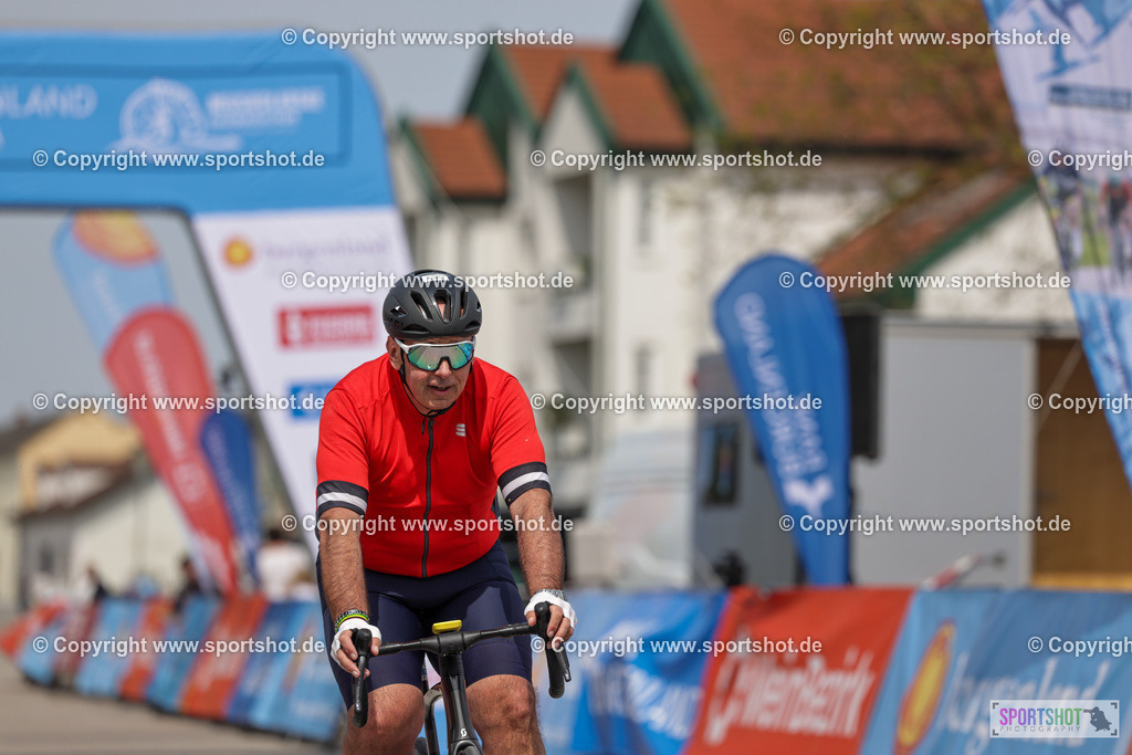 VJ__9753 | Neusiedlersee Radmarathon 2026@sportshot_your_pictrs #yourpictures#roadtowm2029 #nrm #neusiedlerseeradmarathon #neusiedlersee #neusiedlerseetourismus #burgenland #mörbisch #nrm26 #burgenlandtourismus #voglundco #poweredbyburgenlandtourismus #radsport #rad #marathon #ucigranfondo #visitburgenland #ucigranfondoworldseries