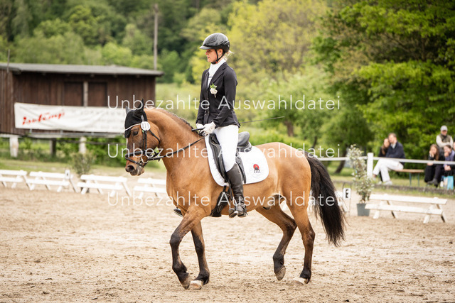 Bad_Meinberg_09389 | saradresslerfotografie - Realisiert mit Pictrs.com