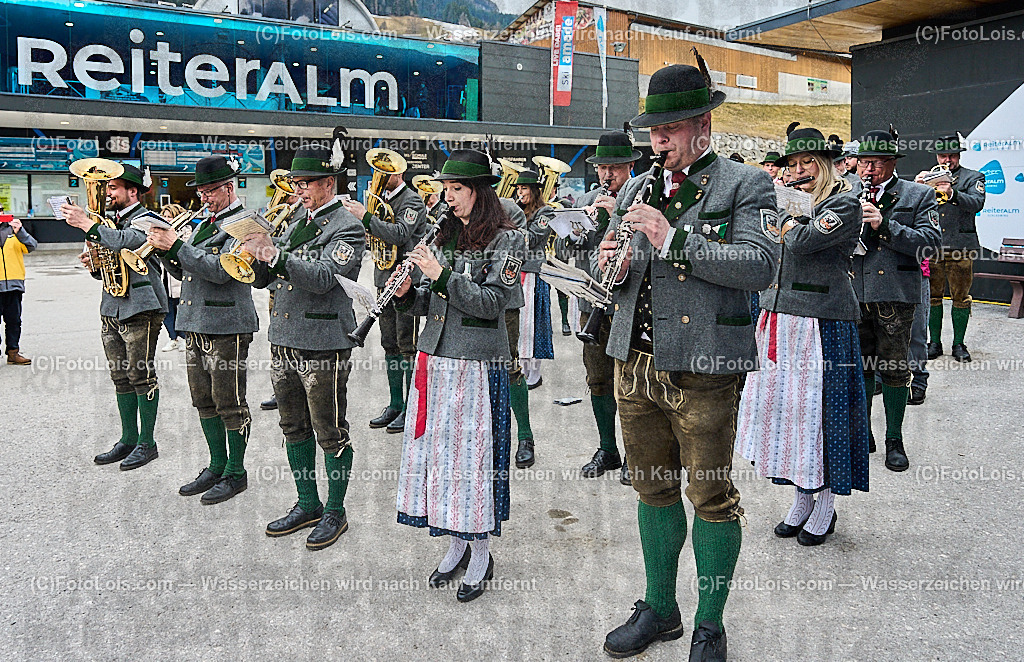 _ALP0066_MASTERS-WM_Reiteralm_EROEFFNUNG | Hochzeitsfotograf mit dem Blick für´s Wesentliche, Firmung, Erstkommunion, Firmenfeiern, Sportfotoservice, Reproduktionen, Konzertfotografie, Pressefotografie, Luftbildfotografie, Innenarchitektur, Werbefotografie, Sponsoren-Livebildfotografie.
