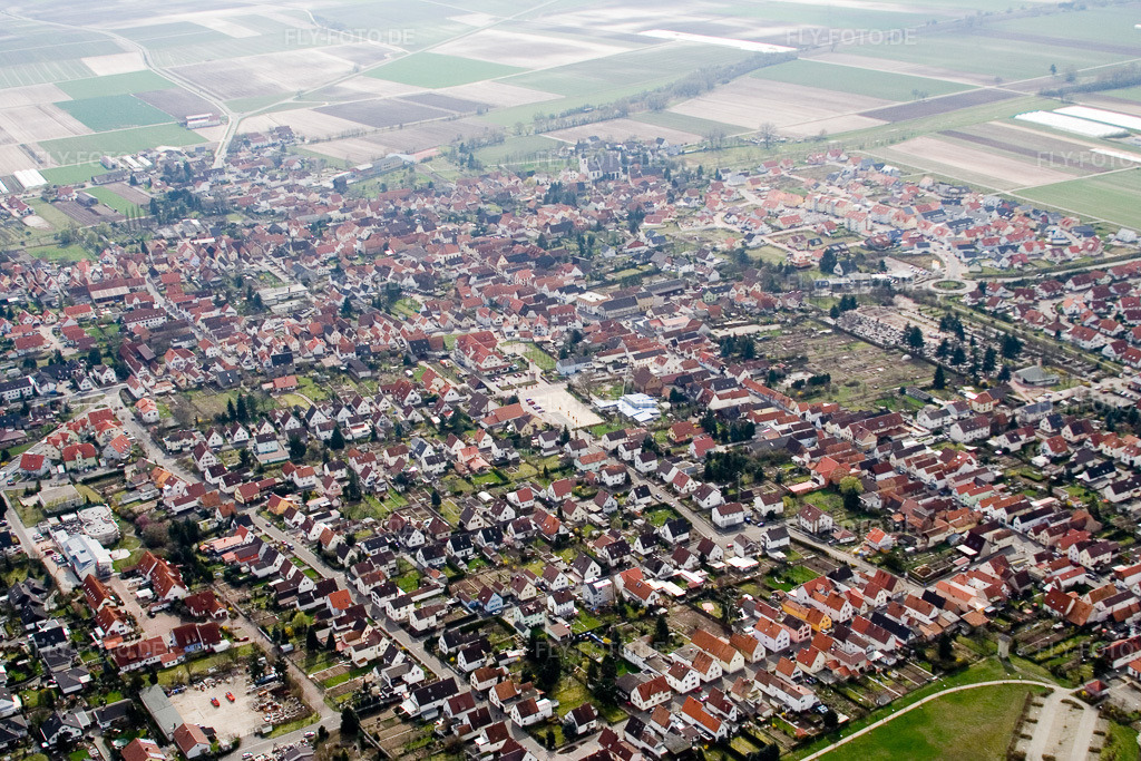 Luftbild: Stadtansicht von Norden in Offenbach an der Queich im Bundesland Rheinland-Pfalz in Deutschland. Foto: IMG_9743.jpg vom 15.03.2008 durch Werner Riehm/FLY-FOTO.de