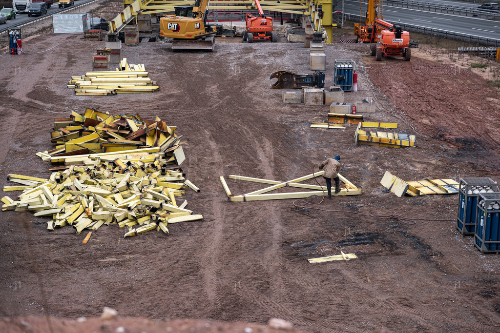 2024-12-12_J1_A6_Abbruch_078 | Luftbild, Drohne, Multicopter, Bayern, Luftbilder, Luftbildshop, Jan R. Schäfer, aerialphotography, Abzüge, Luftaufnahmen, J1-Luftbild, J1-Fotografie und Luftbildservice, Würzburg, fineart, Abzüge, Drucke, Glasdruck - Realisiert mit Pictrs.com