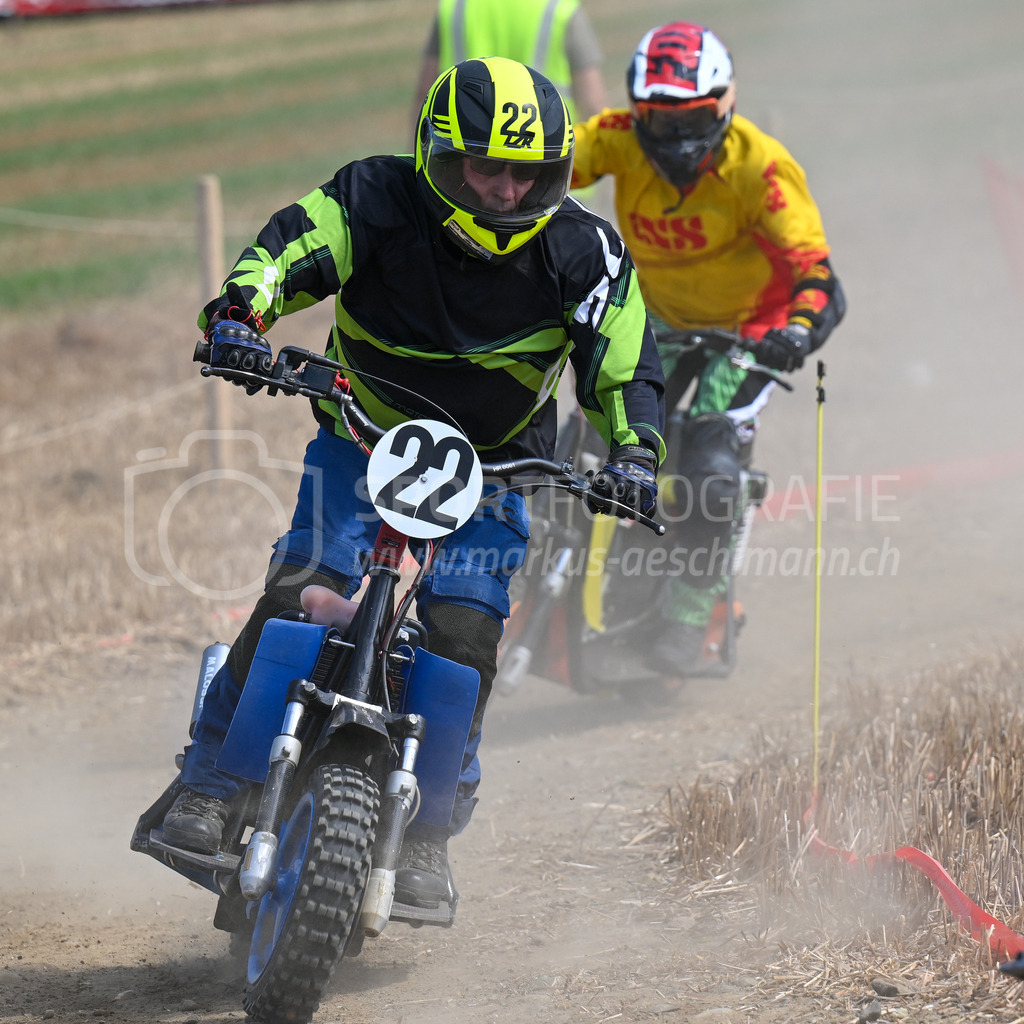 Motortrotti-Rennen Buch am Irchel - 19. August 2023 | Motortrotti-Rennen Buch am Irchel
Buch am Irchel, Kt. Zürich
Bild: Sportfotografie Markus Aeschimann | www.markus-aeschimann.ch - Realisiert mit Pictrs.com