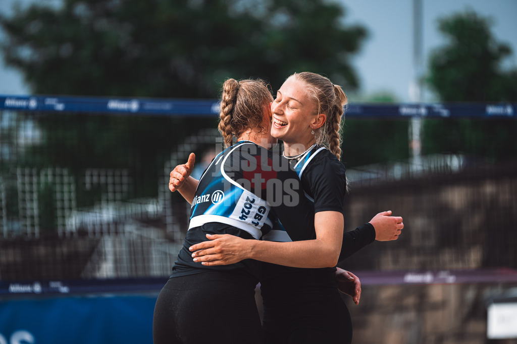 Sportart | Geschlecht | Saison 2022/2023 | Liga | Team1 vs. Team2 | TT.MM.JJJJ | Franka van de Veer (rechts) und Josefine Meiser (links)