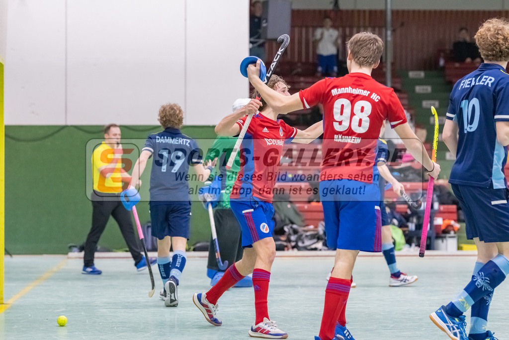 HK_20230304_105805 | Deutsche Meisterschaft MU16 Zehlend. Wespen - Mannheimer HC am 4.3.2023 RWK, Köln ,