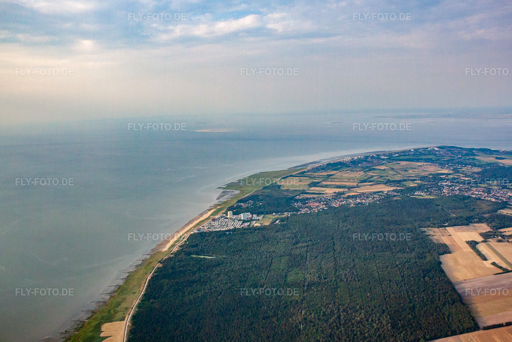 Luftbild: Wernerwald am Nordseestrand im Ortsteil Sahlenburg in Cuxhaven im Bundesland Niedersachsen in Deutschland. Foto: IMG_70420.jpg vom 06.08.2014 durch Werner Riehm/FLY-FOTO.de