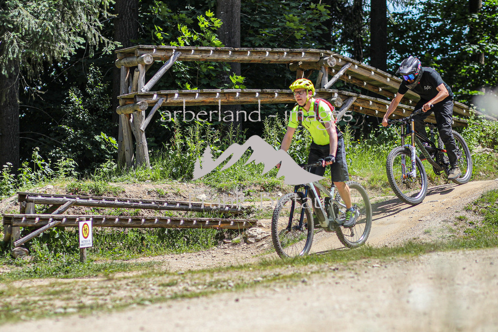 OE7A4666 | am Tag auf den Bike Pisten des Geisskopf, Abends beim Festival