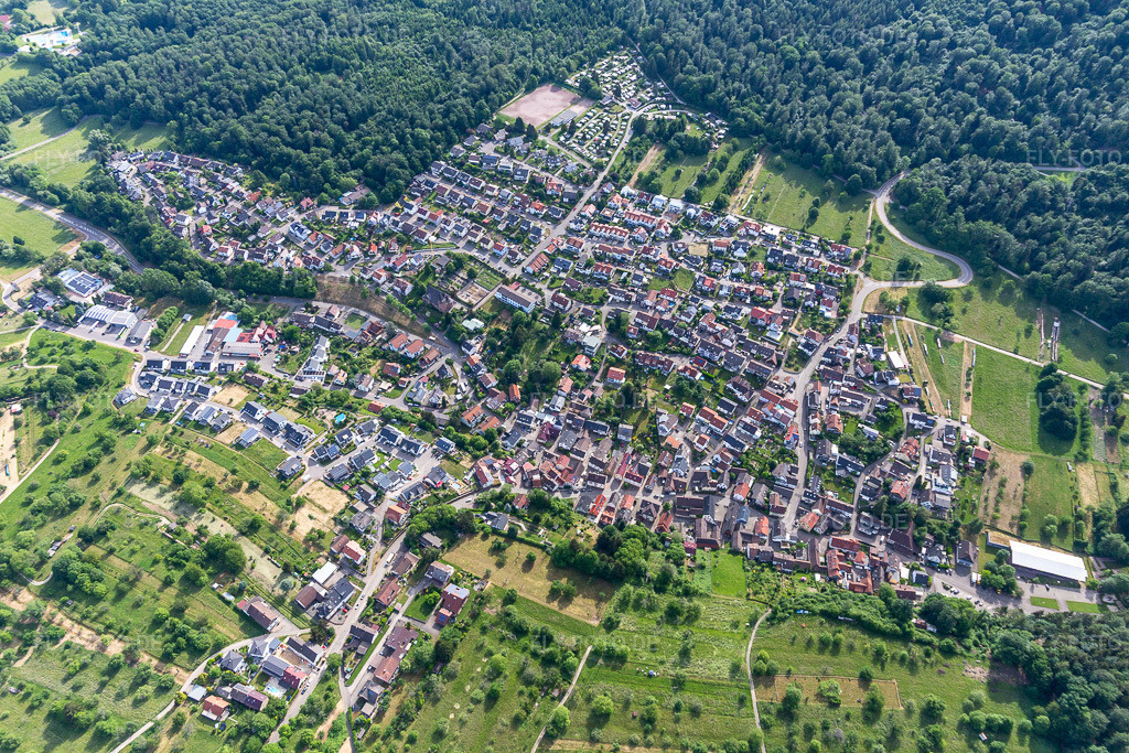 Luftbild: Waldprechtsweier im Ortsteil Waldprechtsweier in Malsch im Bundesland Baden-Württemberg in Deutschland. – Foto: IMG_131670.jpg vom 22.05.2022 durch Werner Riehm/FLY-FOTO.de – Auflösung des Originals: 5472 x 3648 px – Malsch