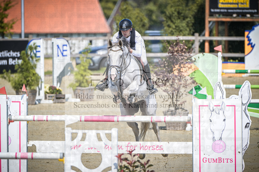 DOS_0262 | Entdecke hochwertige Reitturnierfotos von Foto Oger. Professionell, emotional und authentisch – jetzt Lieblingsmomente im Shop bestellen.Deutschlandweite Turnierfotografie. - Realisiert mit Pictrs.com