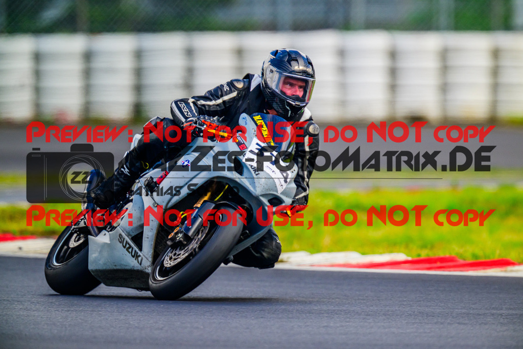 MaZZes_FotoMatrix_240519_6007705_1211 | Fotograf Mathias Schmid
Sportfotograf,
Eventfotograf,
Hochzeitsfotograf,
Portraitfotograf