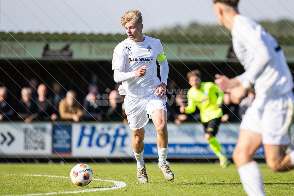 20251003_Picselweb-Fotografie_1R3_1136 | DFB Pokal 2. Runde, JFV A/O/B/H/H - SV Stuttgarter Kickers, Foto: Jörg Struwe - picselweb.de - Realisiert mit Pictrs.com