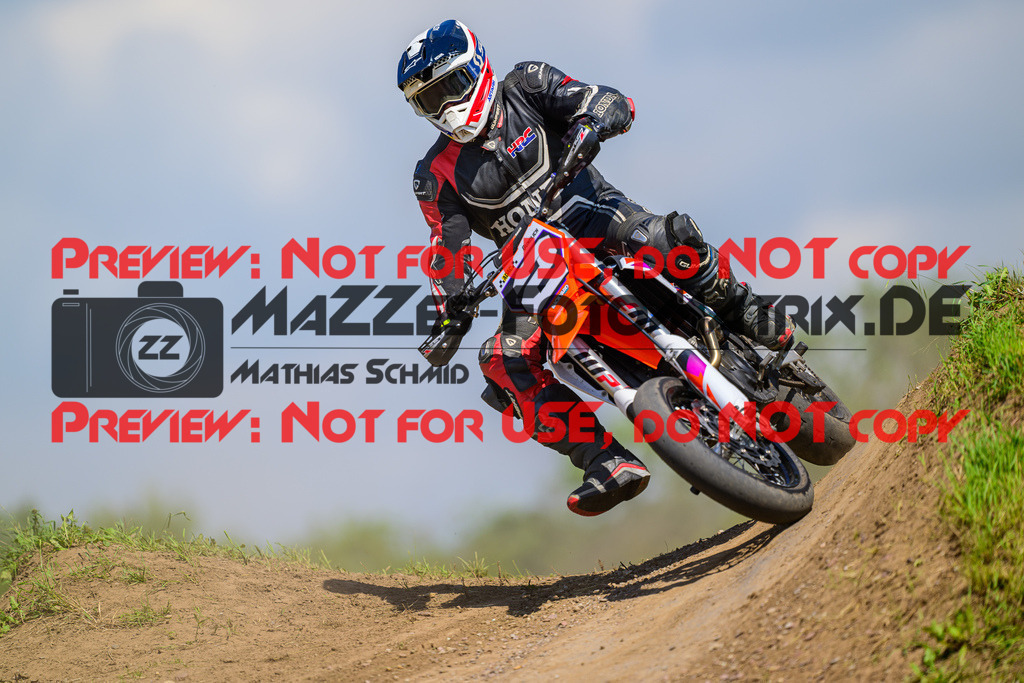 MaZZes_FotoMatrix_240622_6007705_0425 | S3