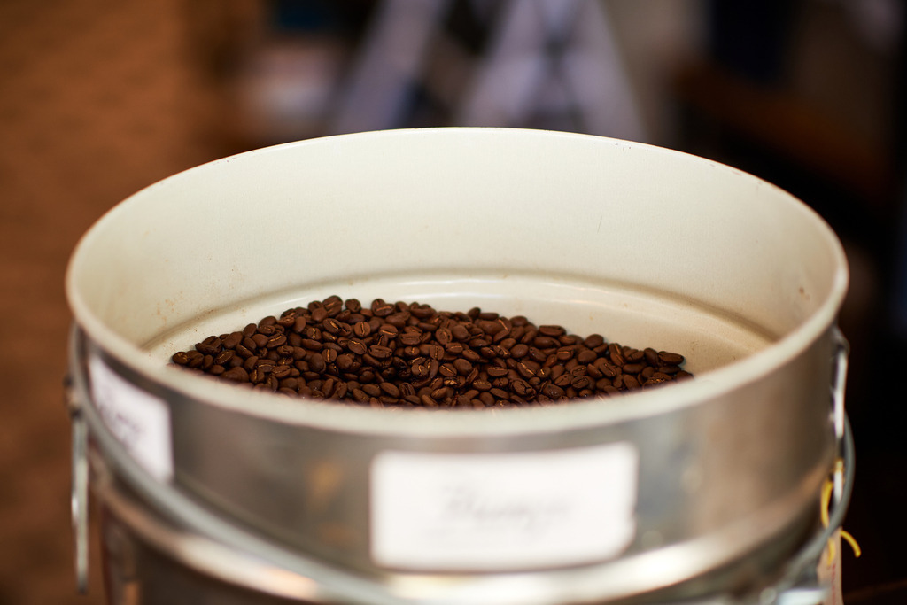 Cafebrennerei Franze | Wien, Austria - July 24, 2019: Cafebrennerei Franze am Kutschkermarkt. - Realisiert mit Pictrs.com