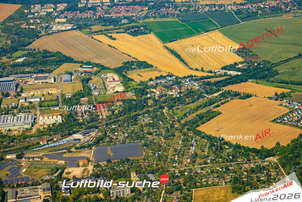 Neue Luftbildaufnahme der Stadt Weimar - Das Luftbild wurde 2025 vom UL-Flugzeug heraus erstellt ( keine Drohnenaufnahme ) - Hochauflösende Luftaufnahme - für Wandbilder und großformatige Ausdrucke geeignet. Das besondere Geschenk!Hier alle&nbsp;Infos zur Lizenzierung der LuftaufnahmeWir fliegen auch dieses Jahr wieder in Ihre Region um Luftbilder zu erstellen.- Luftbild anfragen