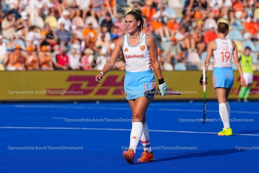 xydrx13082503028 | 13.08.2025, xydrx, Frauen EuroHockey Championship 2025, Gruppenphase, Gruppe A, Niederlande - Frankreich, Sparkassenpark Mönchengladbach: Pien Sanders (NED #11)