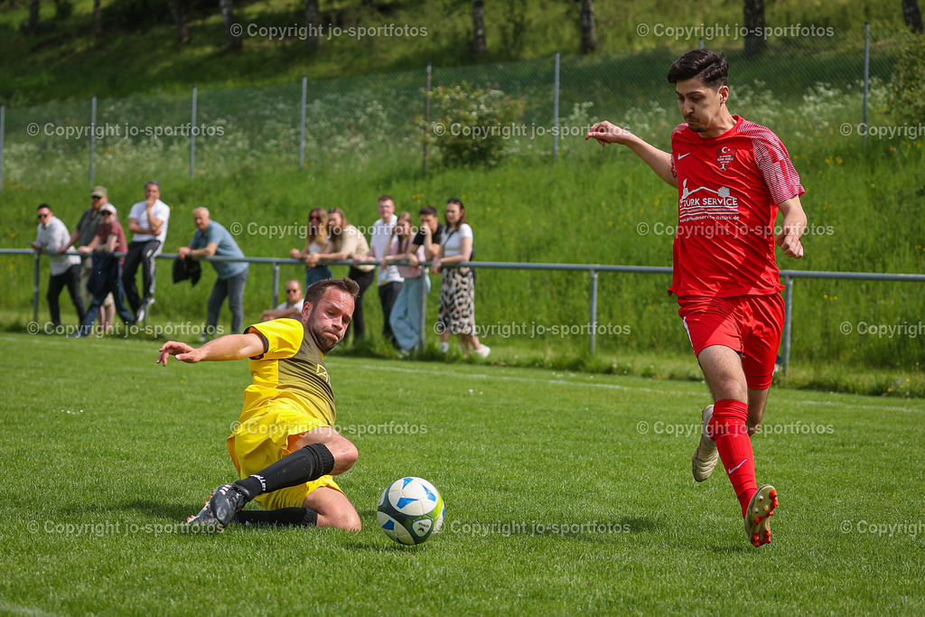 BQ3I7554 | 21.05.2023; Kreisoberliga West; Rasenplatz Medenbach; SSV Medenbach - SG Türk-Ata/Türkgücü Wetzlar; Ergebnis: 1:2 (1:0)