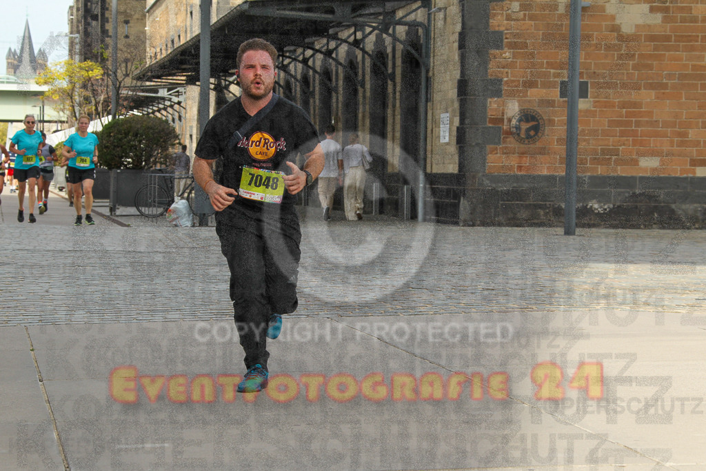 250920_1327_EV4_5630 | Sportfotografie im Rhein-Sieg Kreis, Köln, Bonn, NRW, Rheinland Pfalz, Hessen, etc. Unser Tätigkeitsfeld umfasst den Laufsport vom Volkslauf über den Marathon, Duathlon, Triathon bis zum Ultralauf wie Kölnpfad Ultra oder Schindertrail.