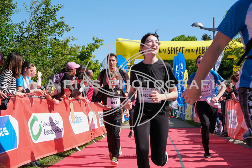 ..... | LINZ,AUSTRIA,27.April 24, Int. 3 Brückenlauf Linz  , Image shows: Photo: WAPICS / Michael ring