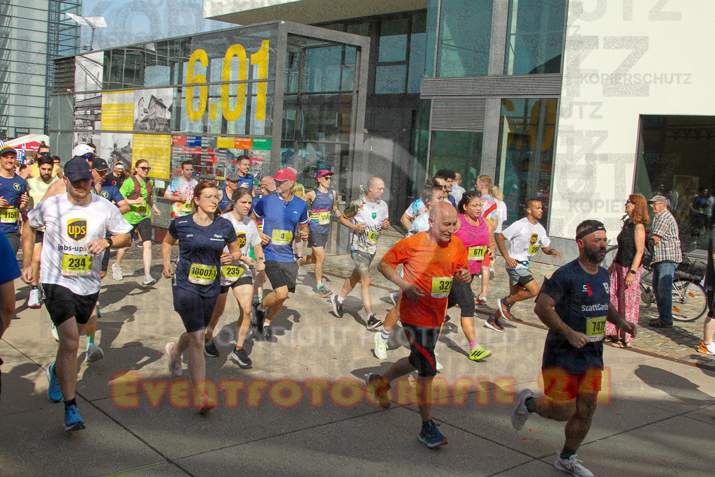 250920_1430_EV4_6989 | Sportfotografie im Rhein-Sieg Kreis, Köln, Bonn, NRW, Rheinland Pfalz, Hessen, etc. Unser Tätigkeitsfeld umfasst den Laufsport vom Volkslauf über den Marathon, Duathlon, Triathon bis zum Ultralauf wie Kölnpfad Ultra oder Schindertrail.