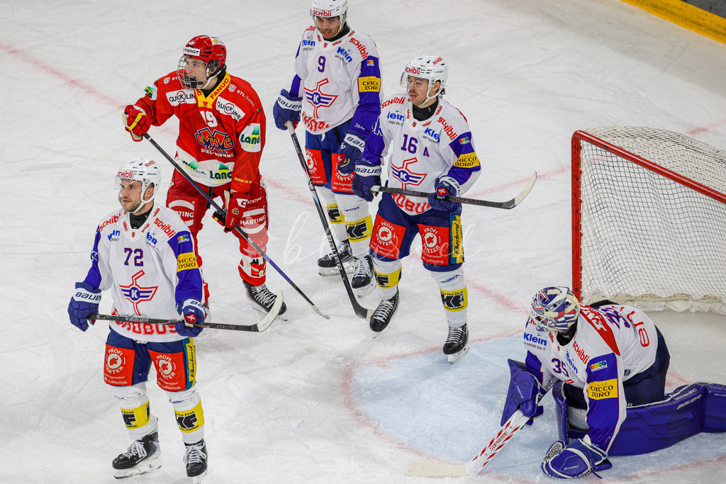 EHCB vs EHCK_wb-1308 | Sportbilder, Sportfotograf, Hochzeits- und Eventfotografin, Flugshows, Portraits und Tiershooting, Aviation, Downhill, Nationalleague, Swissleague, International