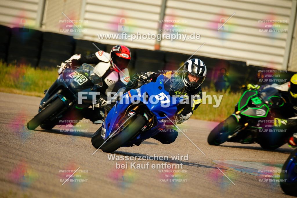 _MOT5365 | Hier findet Ihr Bilder von Touristenfahrten auf der Nürburgring Nordschleife oder von anderen Veranstaltungen die ich besucht habe. Viel Spass beim Durch Schauen 