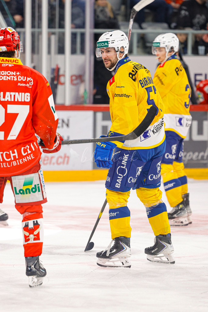 EHCB vs HCD 20260106_wb-1176 | Sportbilder, Sportfotograf, Hochzeits- und Eventfotografin, Flugshows, Portraits und Tiershooting, Aviation, Downhill, Nationalleague, Swissleague, International
