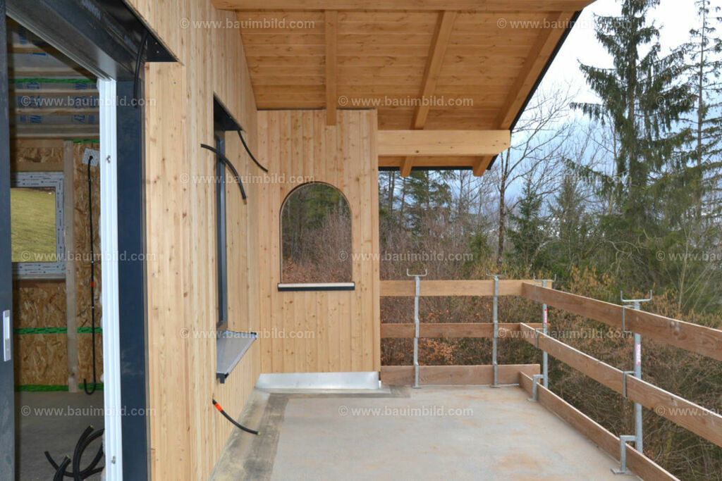 bib-lg13-holzbau-ausbau-0128 | Nach LV-Leistungsgruppen sortierte Detailfotos über den Bau eines Hauses. Alle Hausbau-Bilder direkt vom Urheber und Autor der Website Haus-Selber-Bauen.com