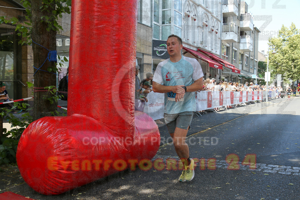 250621_1146_EX1_3987 | Sportfotografie im Rhein-Sieg Kreis, Köln, Bonn, NRW, Rheinland Pfalz, Hessen, etc. Unser Tätigkeitsfeld umfasst den Laufsport vom Volkslauf über den Marathon, Duathlon, Triathon bis zum Ultralauf wie Kölnpfad Ultra oder Schindertrail.